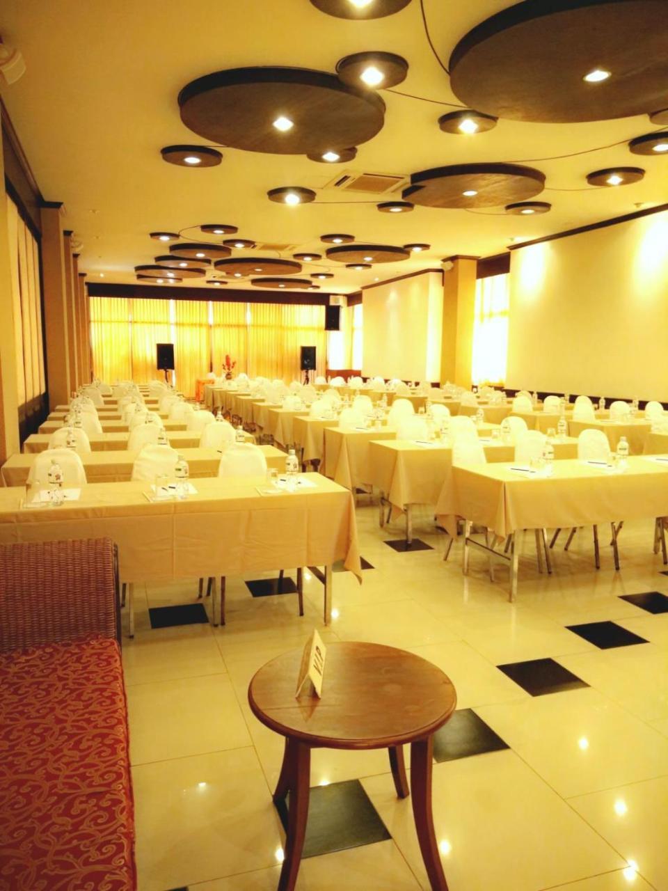 Phuphaya Resort Pattaya Esterno foto