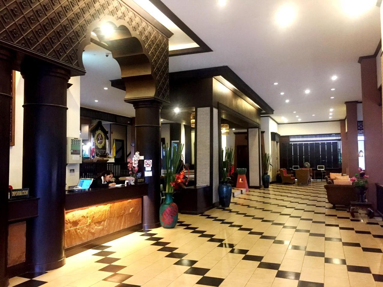 Phuphaya Resort Pattaya Esterno foto
