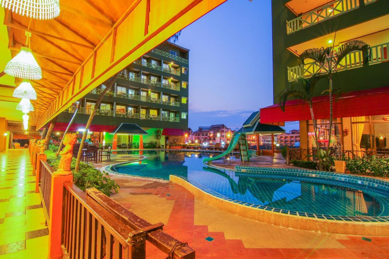 Phuphaya Resort Pattaya Esterno foto