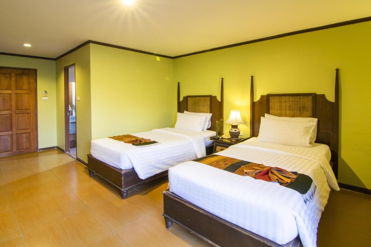 Phuphaya Resort Pattaya Esterno foto