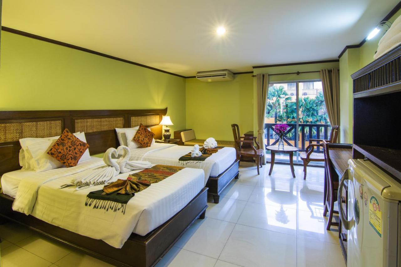 Phuphaya Resort Pattaya Esterno foto